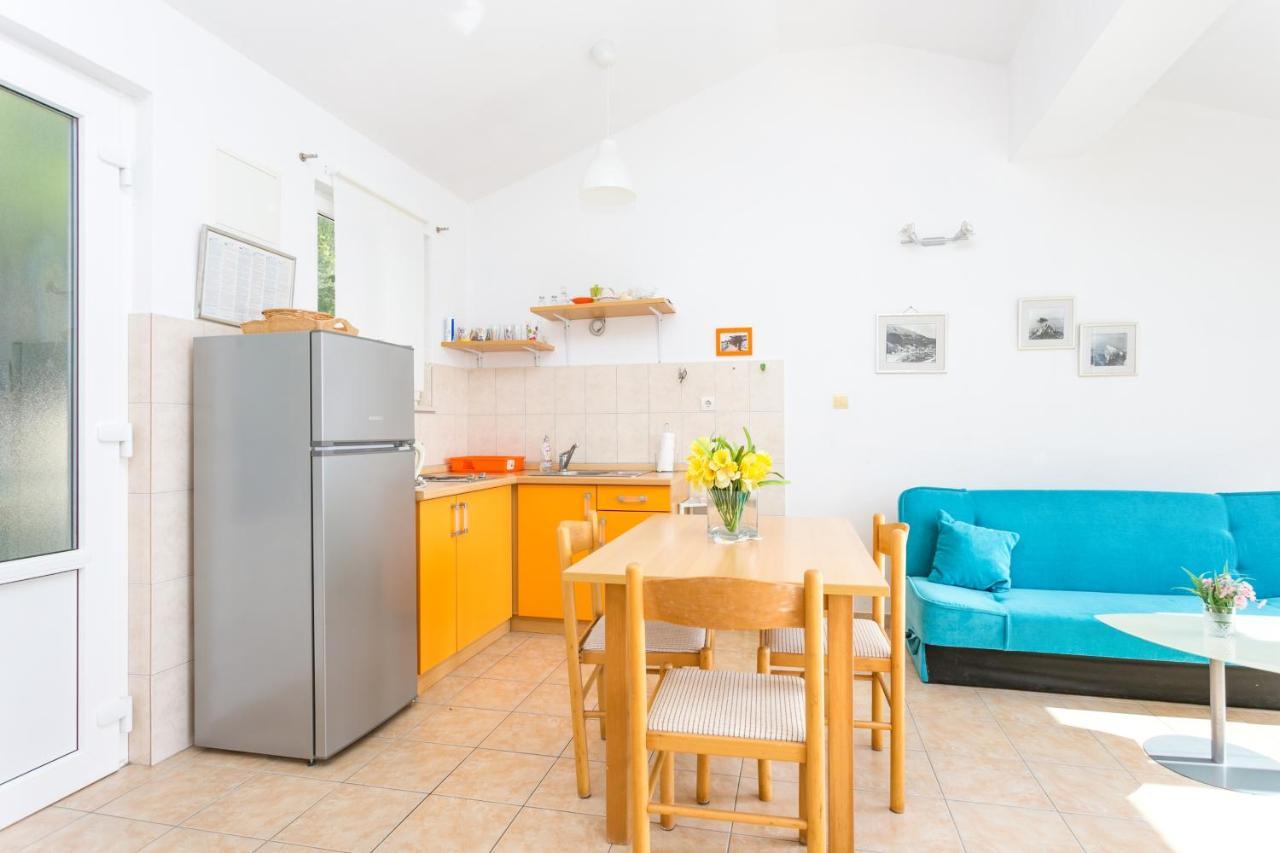 Apartments By The Sea Zivogosce - Porat, Makarska - 20207 Игране Екстериор снимка