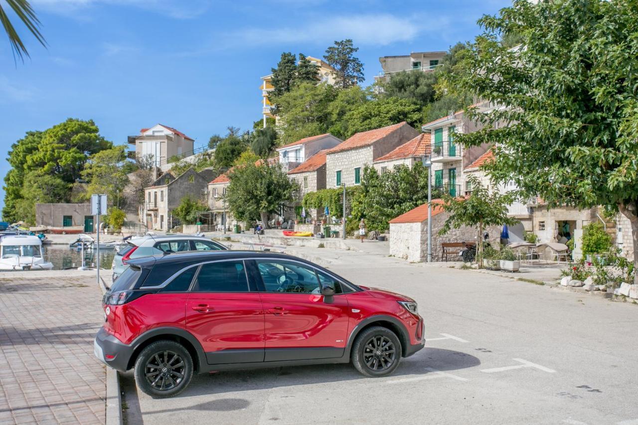 Apartments By The Sea Zivogosce - Porat, Makarska - 20207 Игране Екстериор снимка