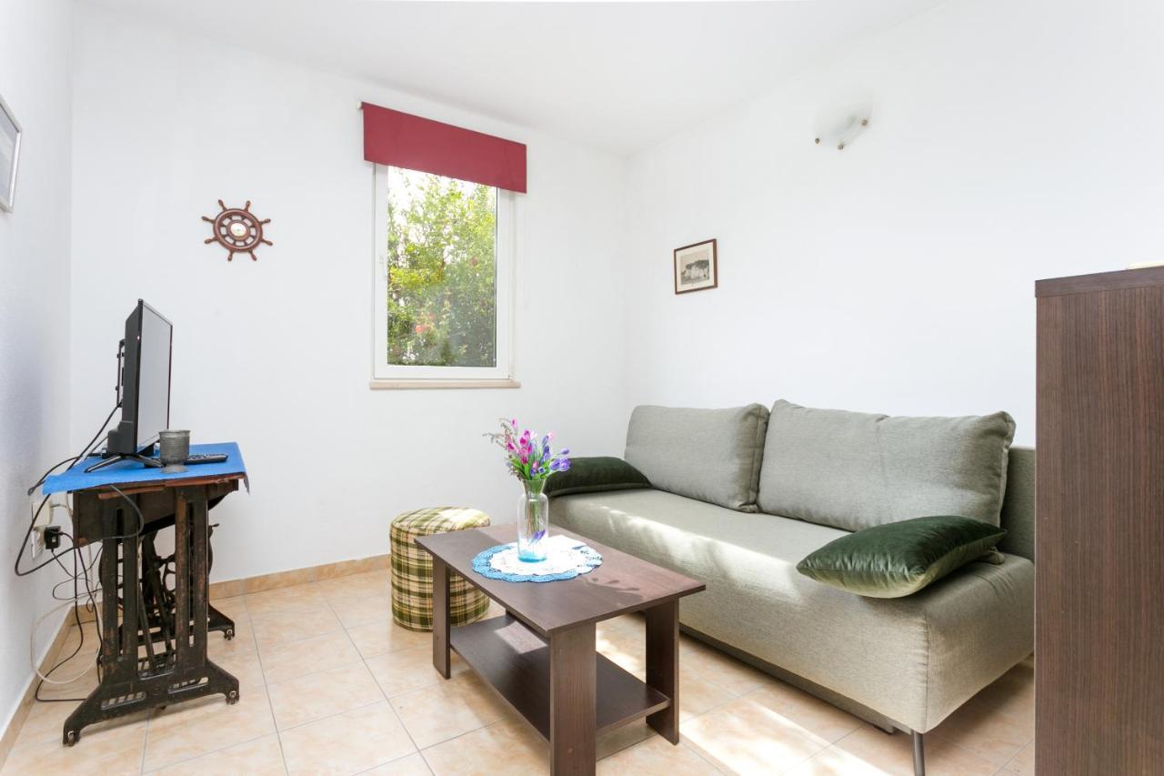 Apartments By The Sea Zivogosce - Porat, Makarska - 20207 Игране Екстериор снимка